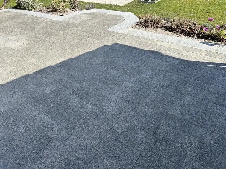 Dieselbe Terrasse nach der Reinigung